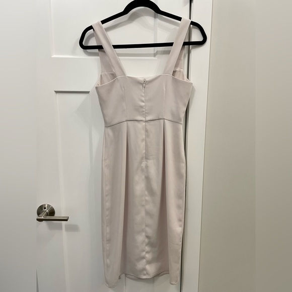 Babaton champagne 90’s slit midi dress size 00 - Picture 2 of 3